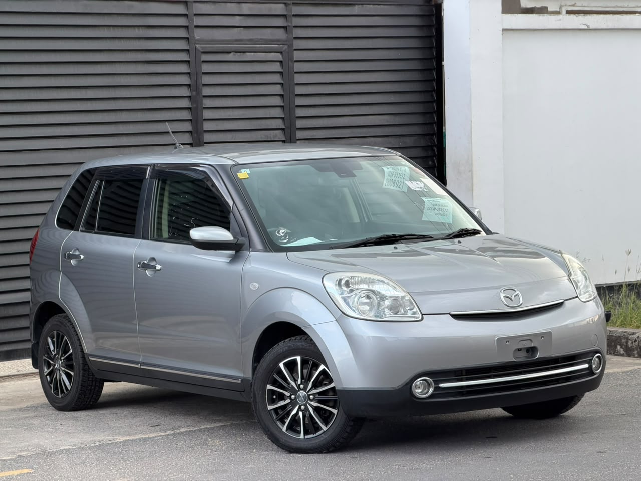 MAZDA VERISA
